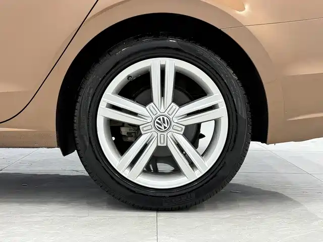 Volkswagen Lamando — миниатюра 6