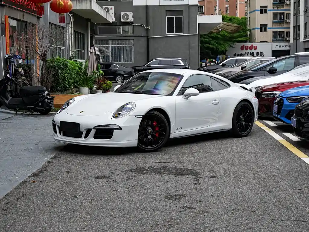 Porsche 911 2015