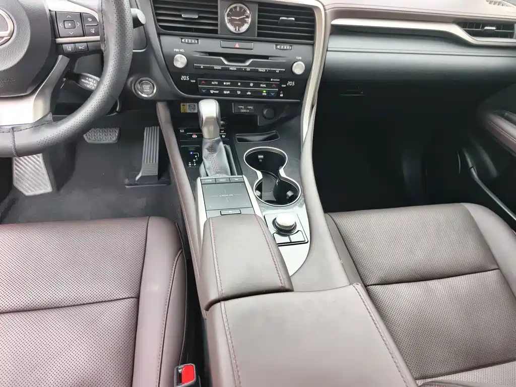 Lexus RX — миниатюра 15
