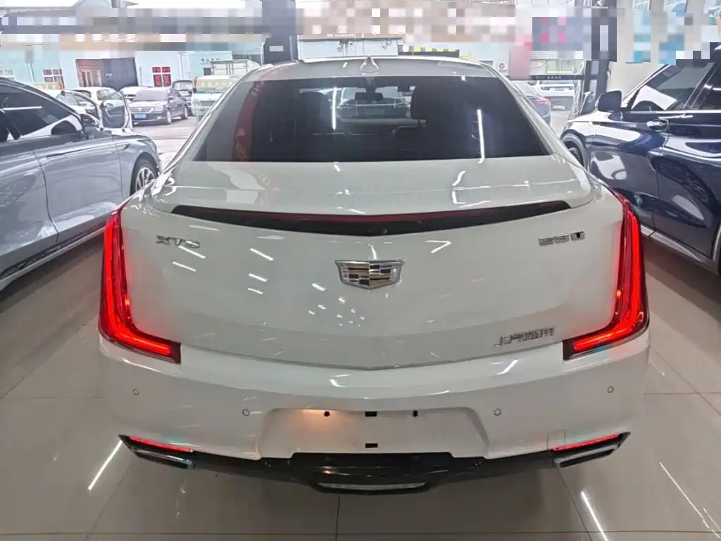Cadillac XTS — миниатюра 6