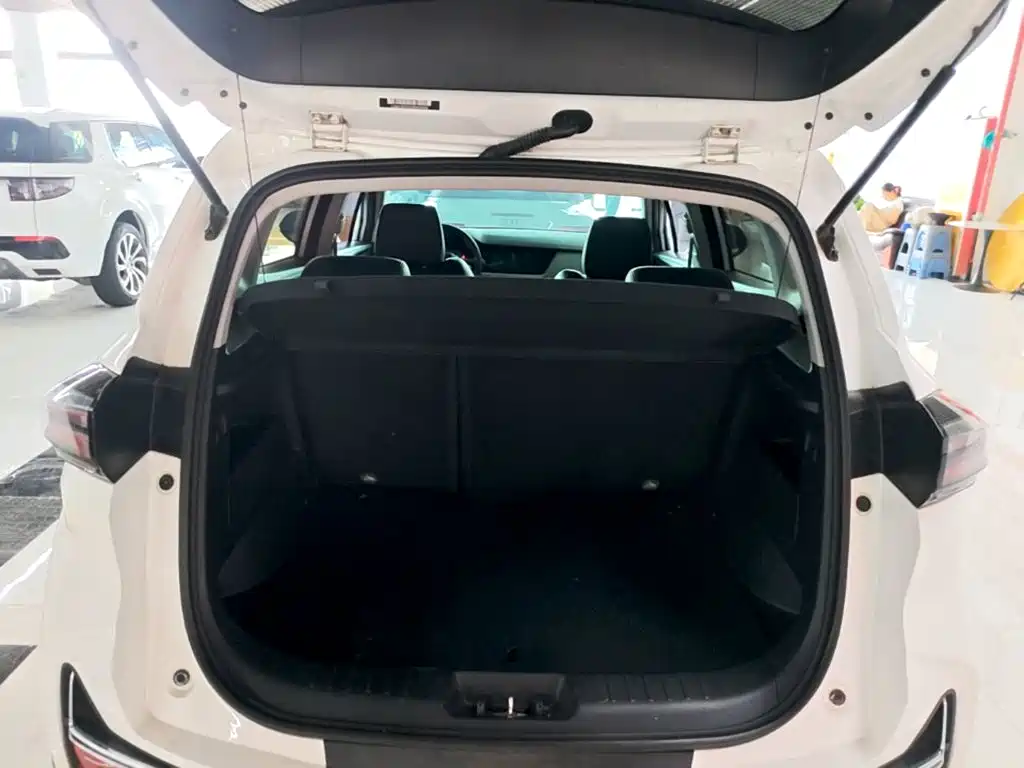 Changan New Energy E-Pro — миниатюра 19