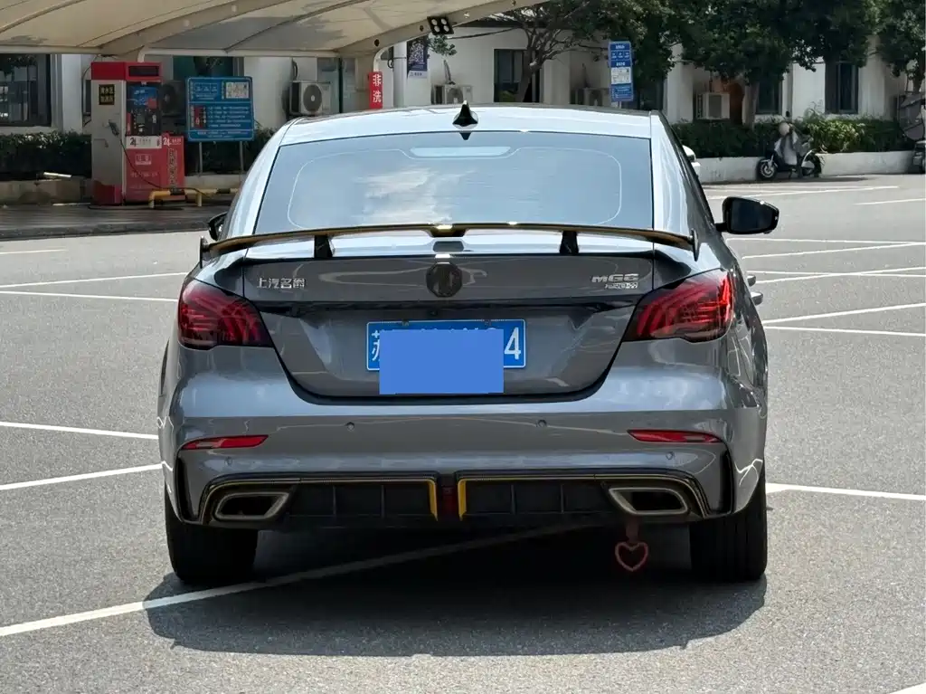 MG MG6 — миниатюра 5
