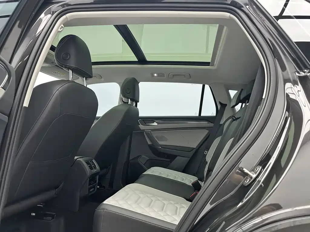 Volkswagen Tayron — миниатюра 6