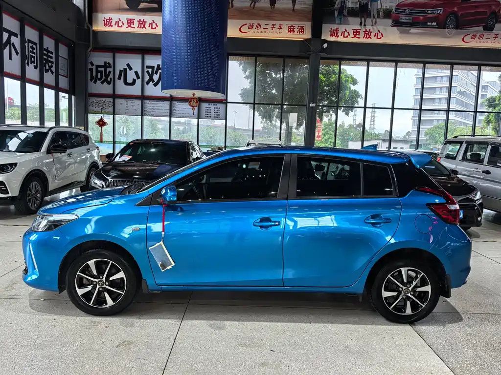 Toyota Vios FS — миниатюра 2