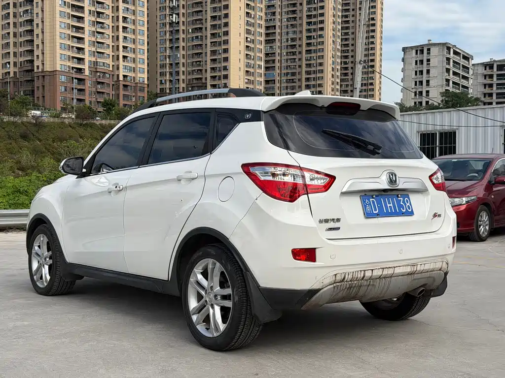 Changan CS35 — миниатюра 10