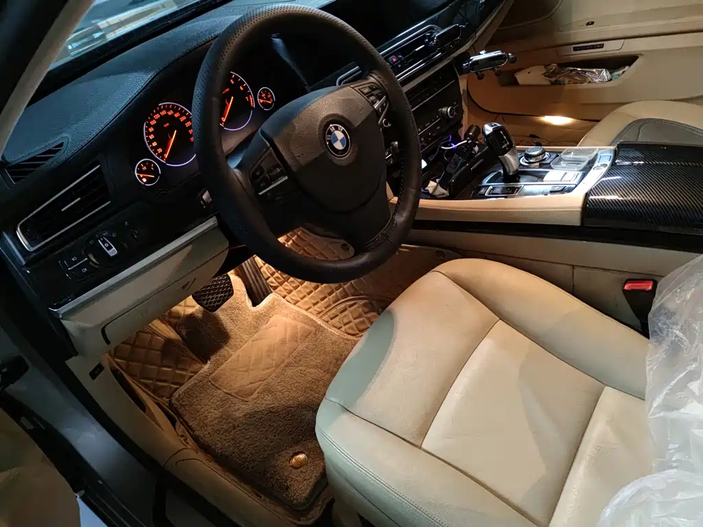 BMW 7 Series — миниатюра 4