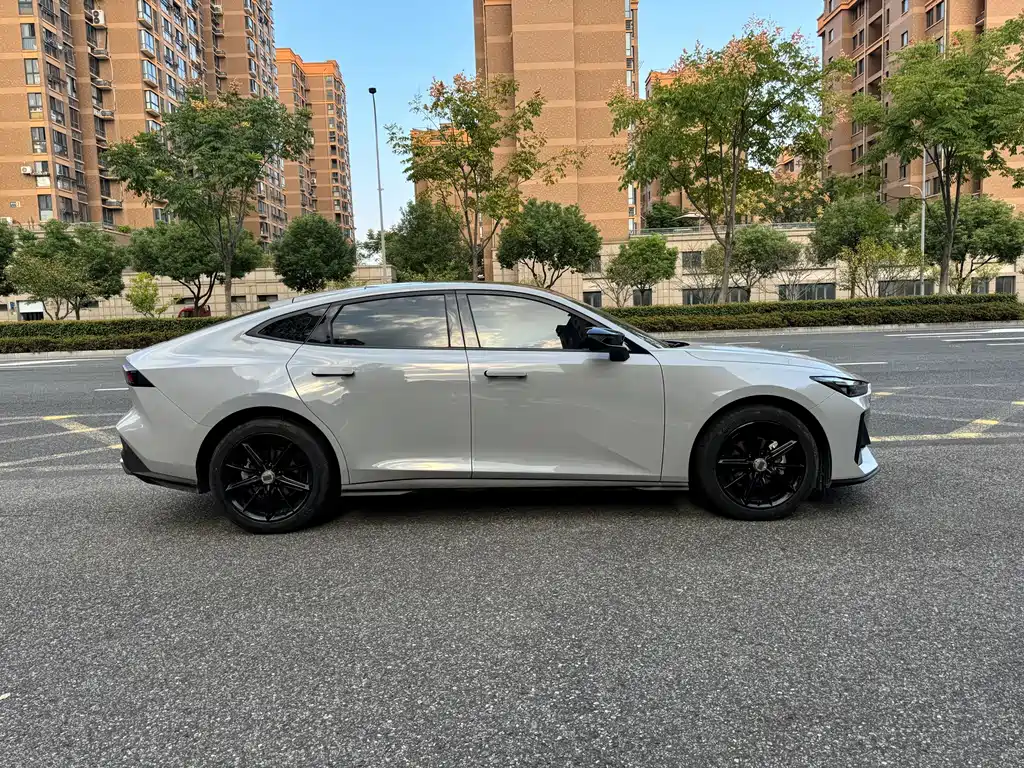 Changan UNI-V — миниатюра 11