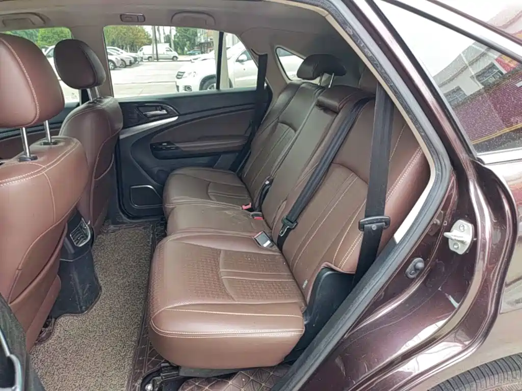 BYD S7 — миниатюра 17