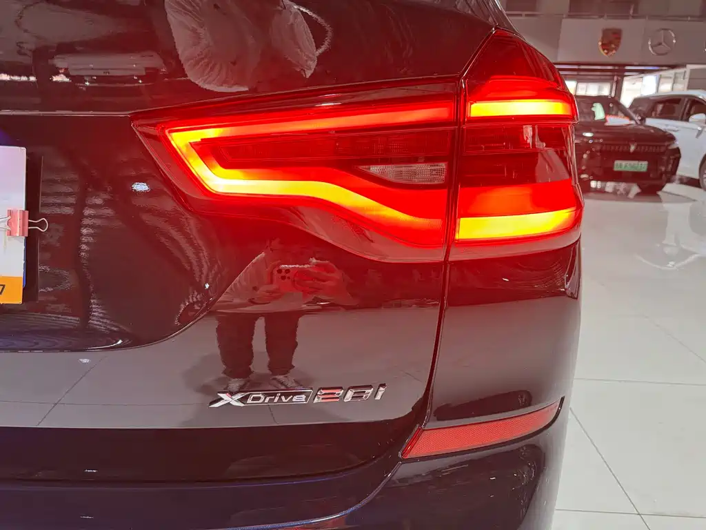 BMW X3 — миниатюра 12