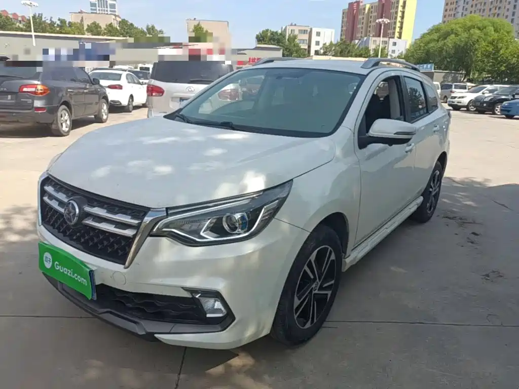 Venucia T70 — миниатюра 2