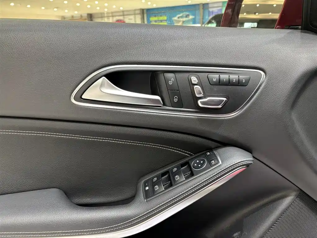 Mercedes-Benz GLA 2017 GLA 200