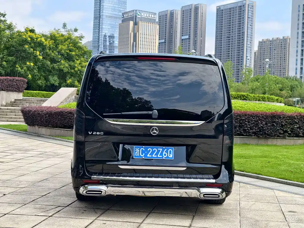 Mercedes-Benz V-Class — миниатюра 21