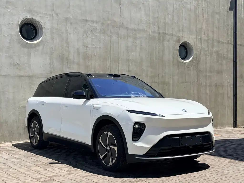 NIO ES8 2024 75kWh Executive