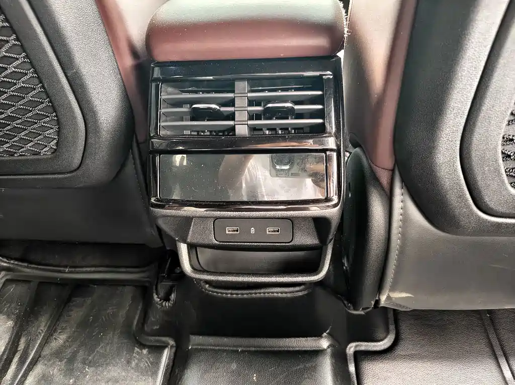 Geely Xingyue L — миниатюра 7