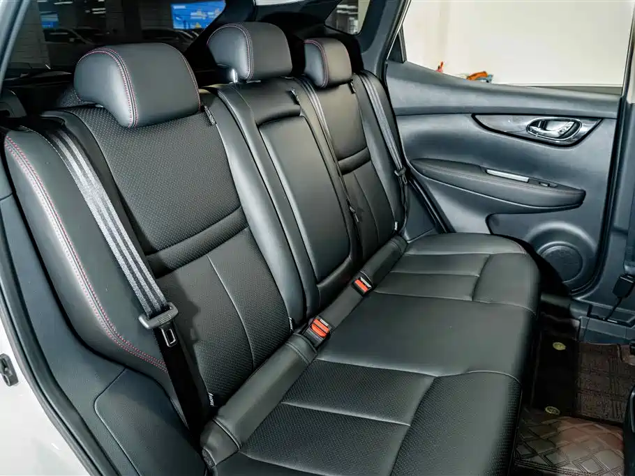 Nissan Qashqai — миниатюра 22