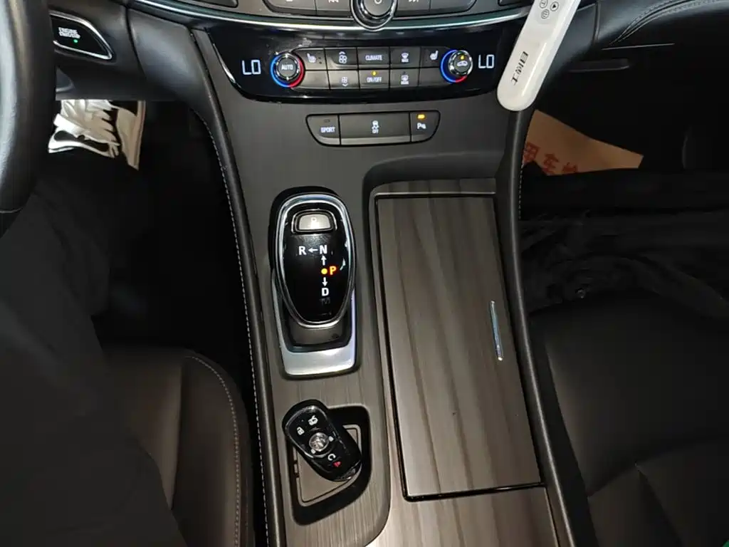 Buick LaCrosse — миниатюра 14