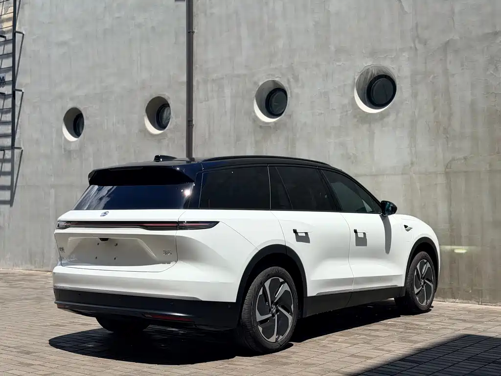 NIO ES8 2024 75kWh Executive