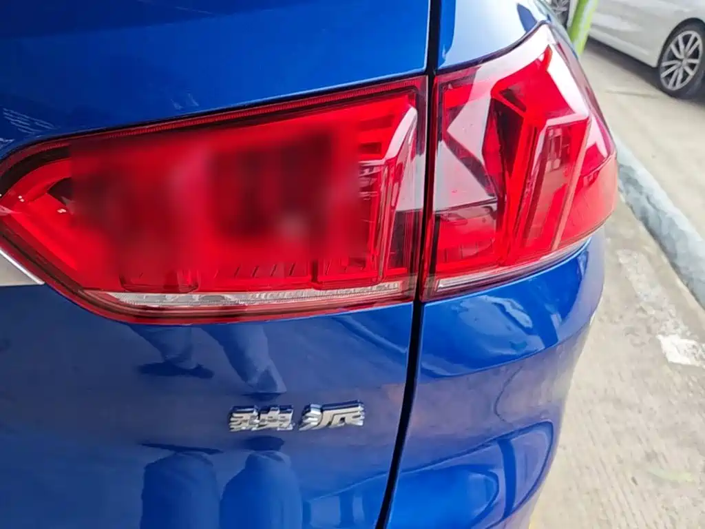 Wey Wey VV5 — миниатюра 8