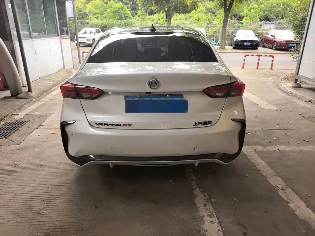 Buick Verano — миниатюра 14