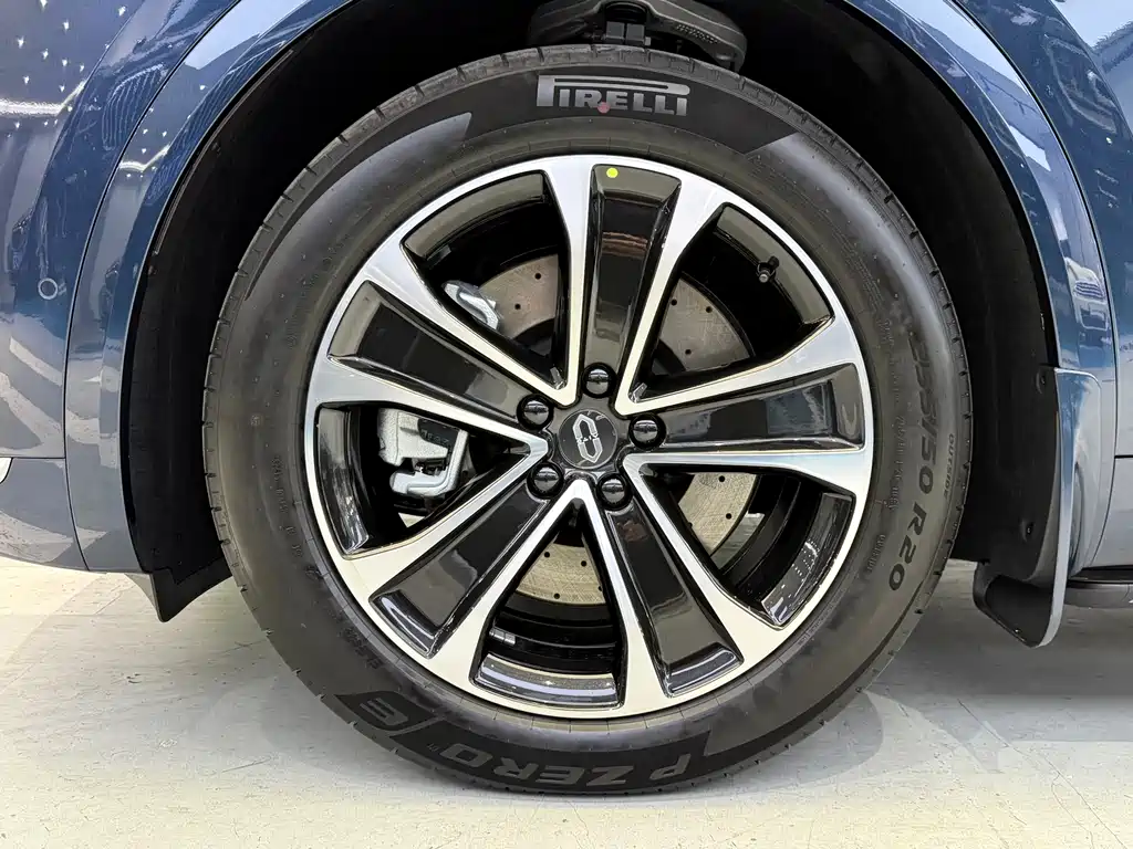 AITO ASK THE WORLD M7