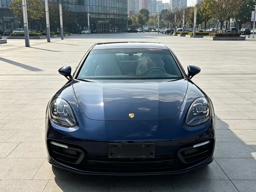 Porsche Panamera — миниатюра 2