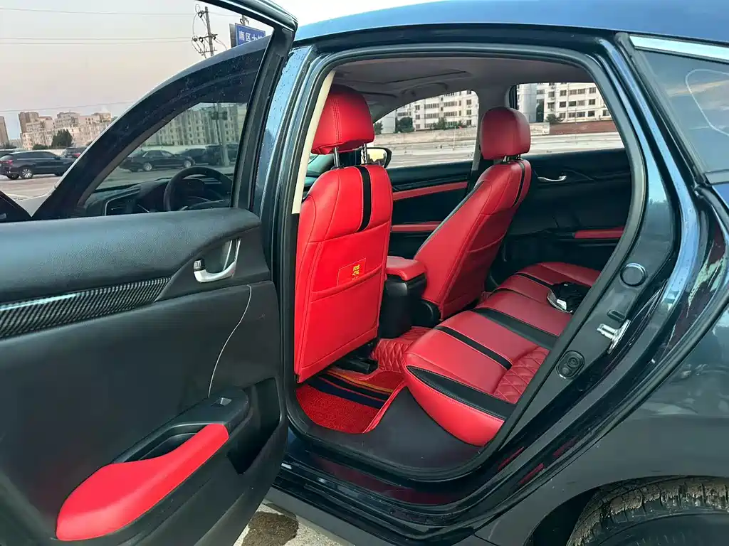 Honda Civic 2019 220TURBO CVT V