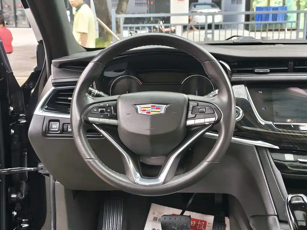 Cadillac XT6 — миниатюра 32