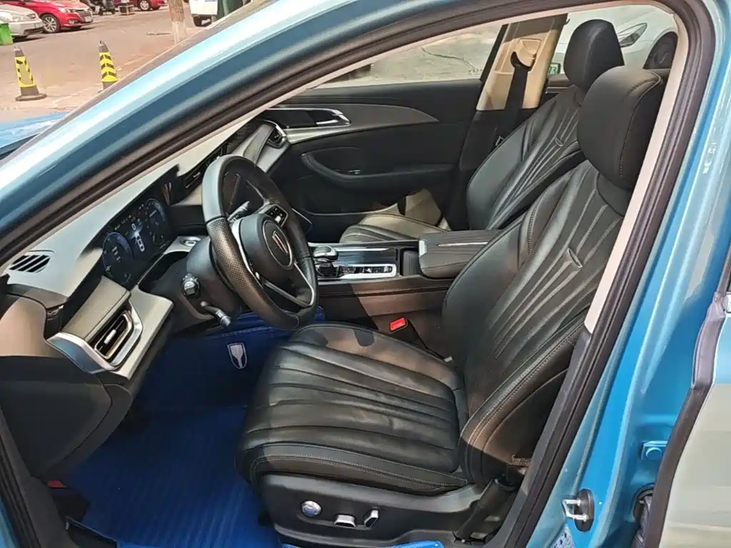 Hongqi Hongqi H5 — миниатюра 15