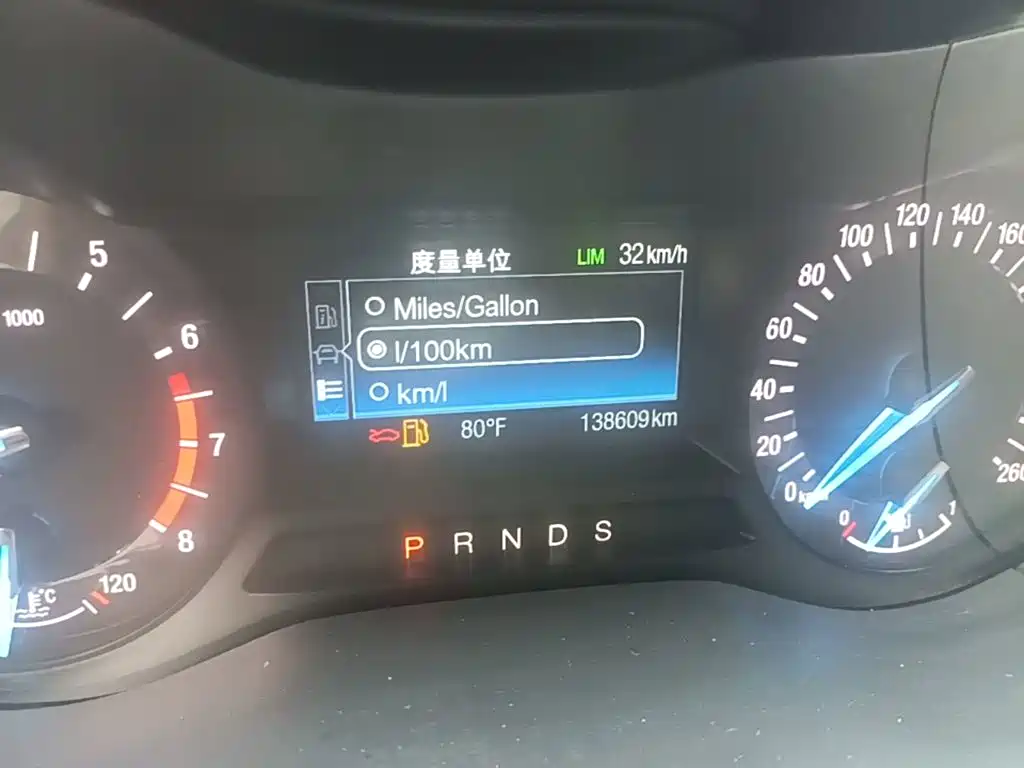 Ford Mondeo — миниатюра 12