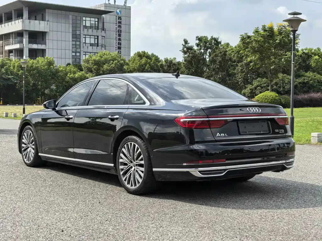 Audi A8 — миниатюра 19