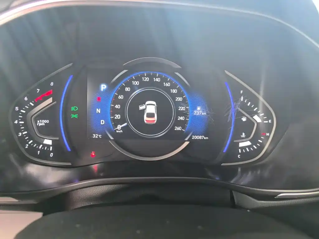 Hyundai Fista — миниатюра 12