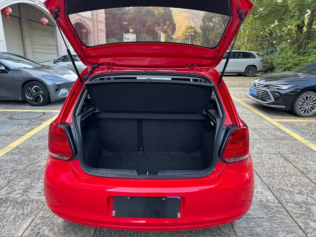 Volkswagen Polo — миниатюра 12
