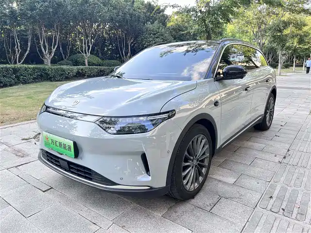 Leapmotor C11