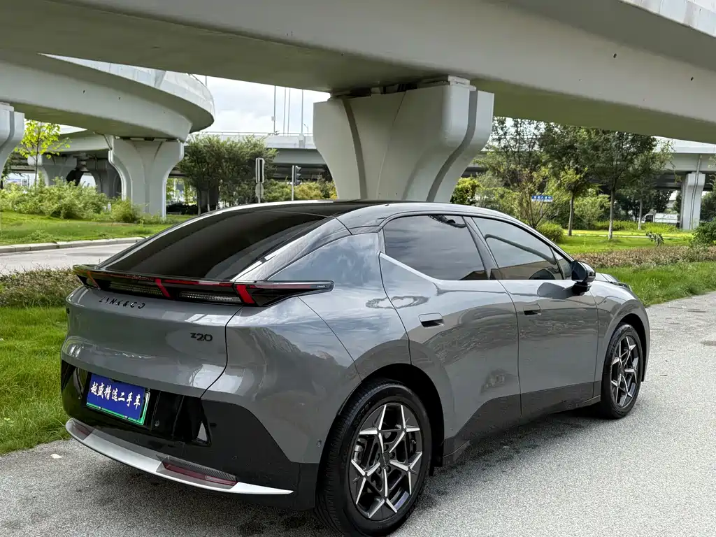 Lynk & Co Z20 — миниатюра 3