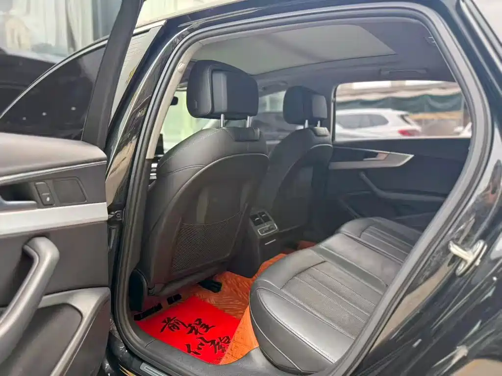 Audi A4L — миниатюра 4