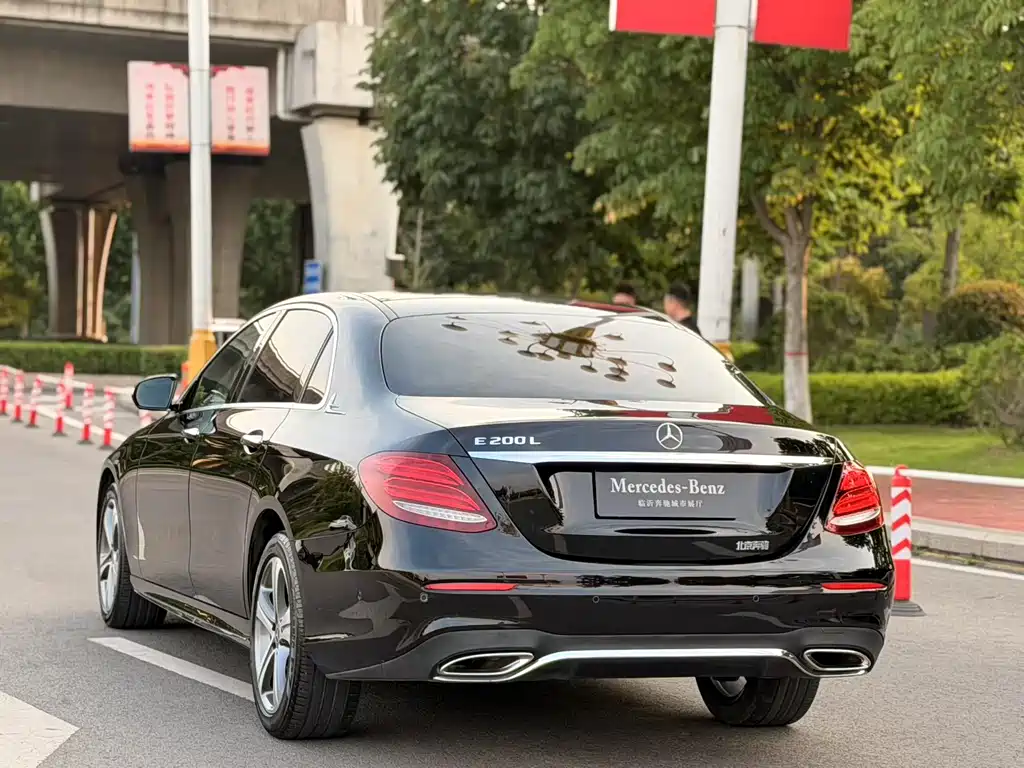 Mercedes-Benz E-Class E 2018 E 200 L Sport