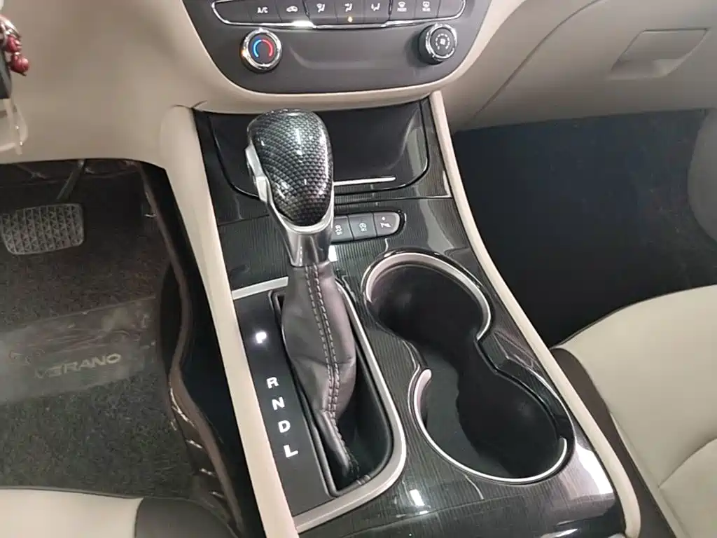 Buick Verano — миниатюра 14