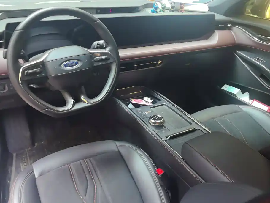 Ford Mondeo — миниатюра 12