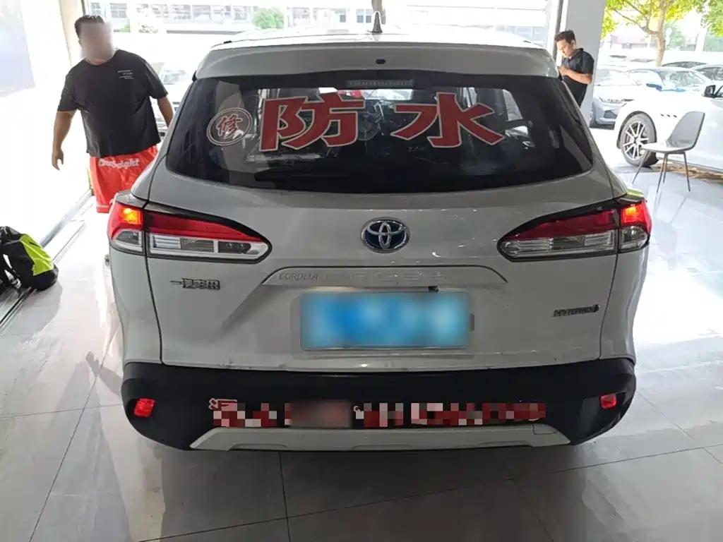 Toyota Corolla Cross — миниатюра 6