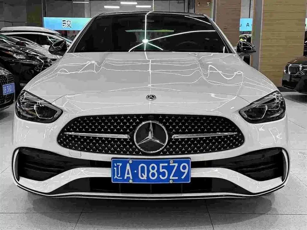 Mercedes-Benz C-Class — миниатюра 2