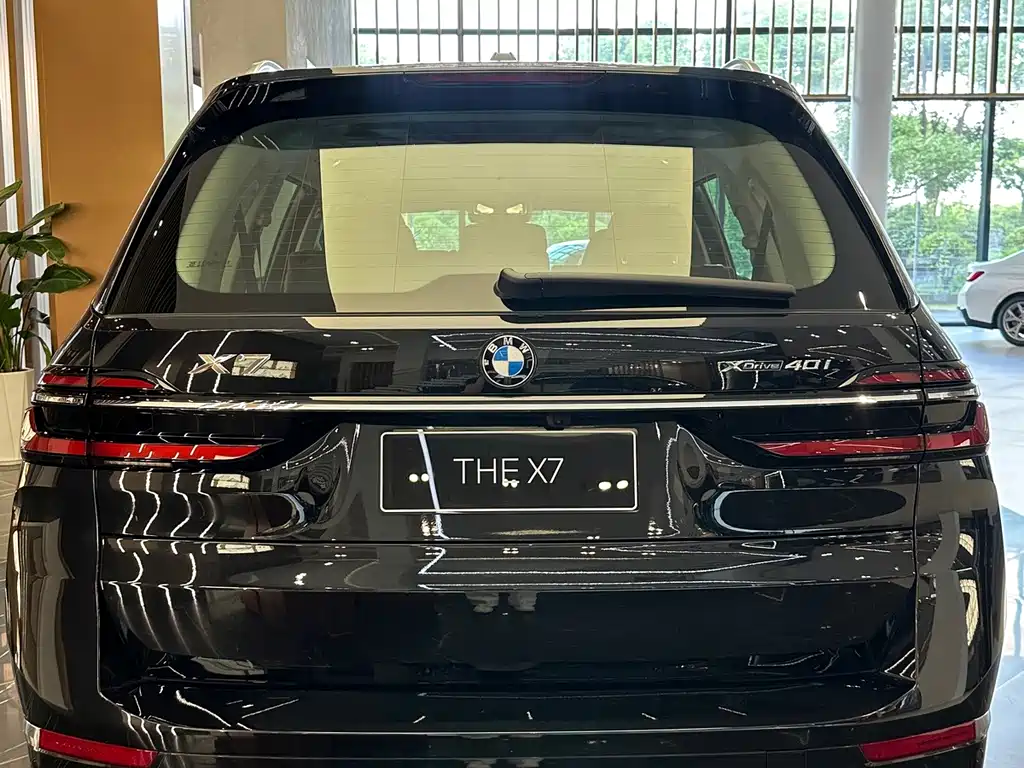 BMW X7 — миниатюра 9
