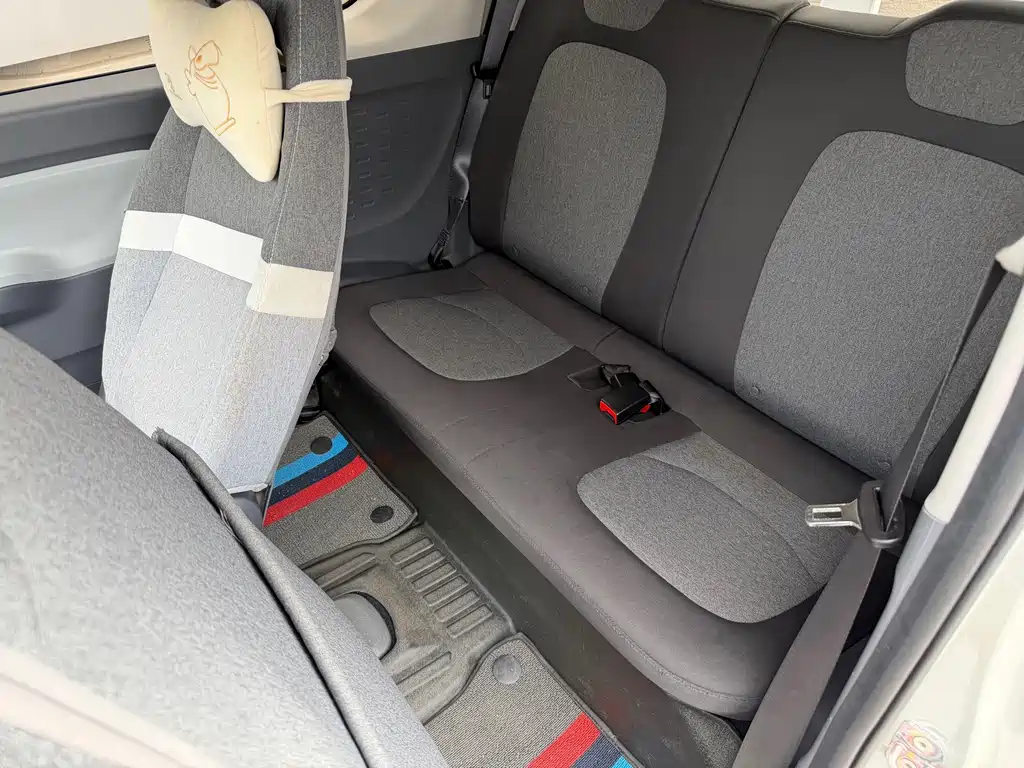 Wuling MINIEV — миниатюра 6