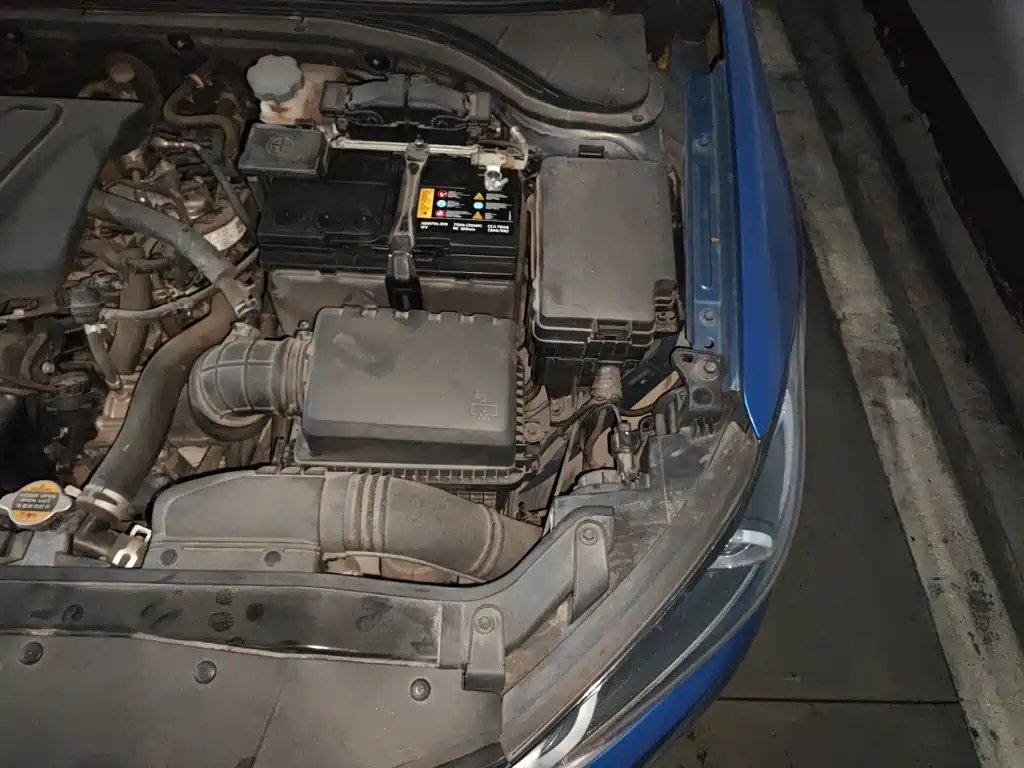 Hyundai Elantra — миниатюра 21