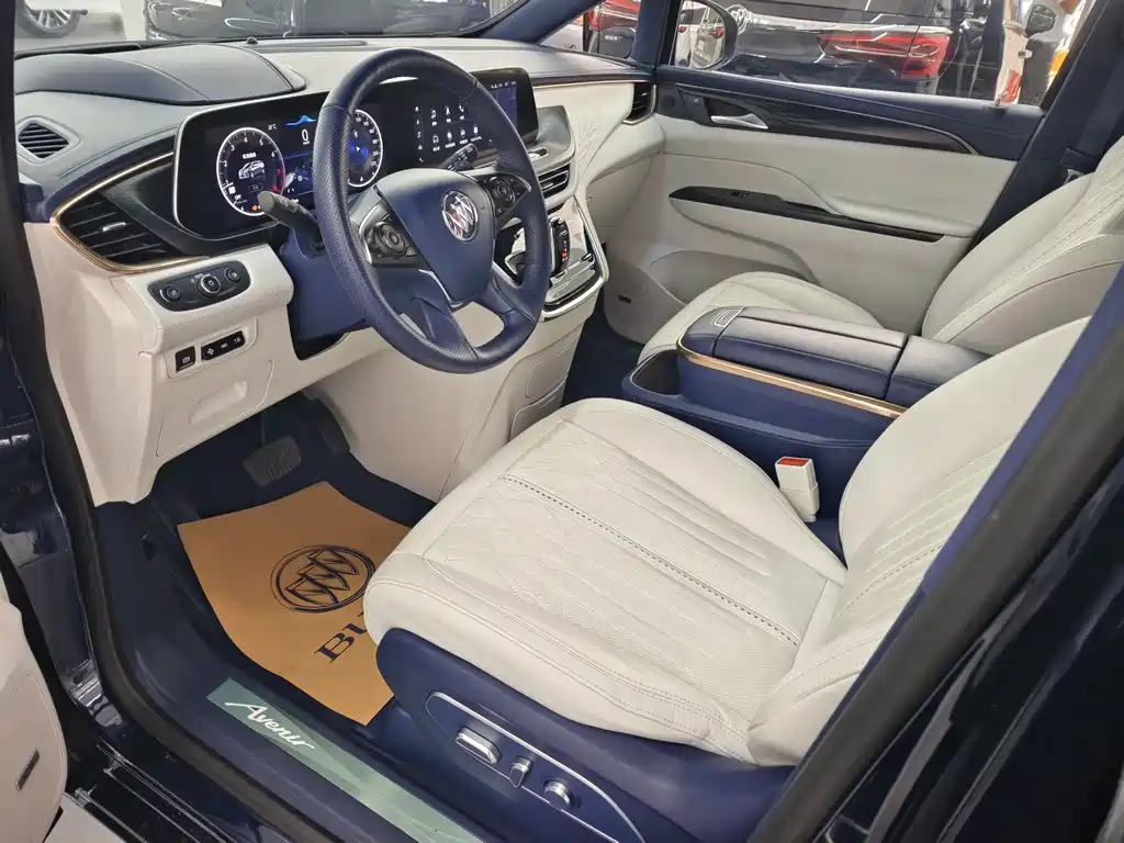 Buick GL8 — миниатюра 9