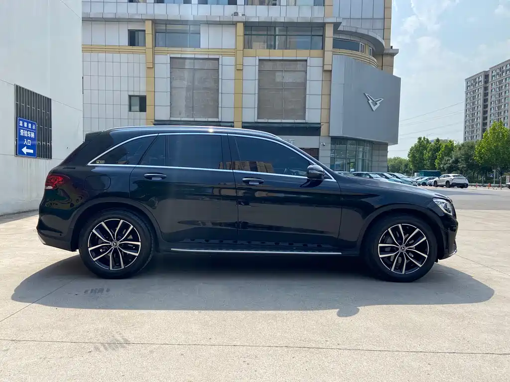 Mercedes-Benz GLC 2020 GLC 300 L 4MATIC