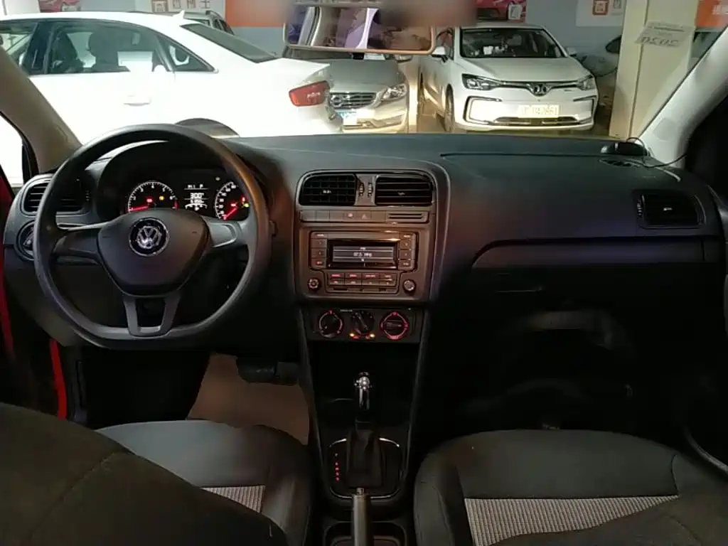 Volkswagen Polo — миниатюра 10