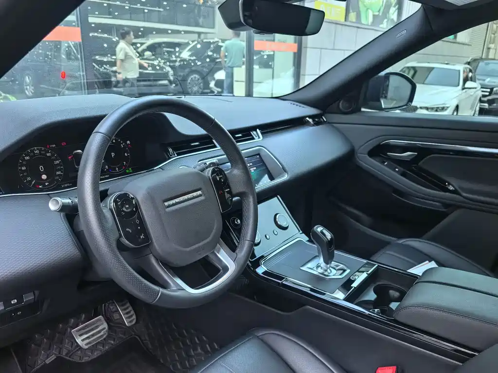 Land Rover Evoque — миниатюра 6