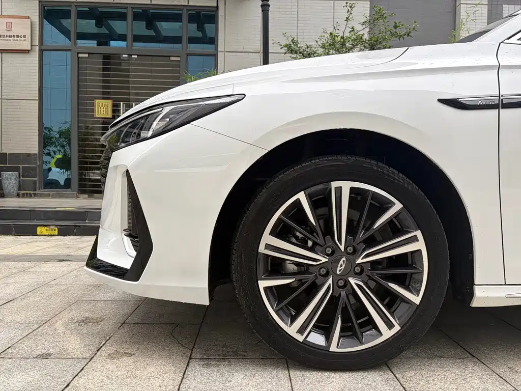 Chery Arrizo 8 — миниатюра 10
