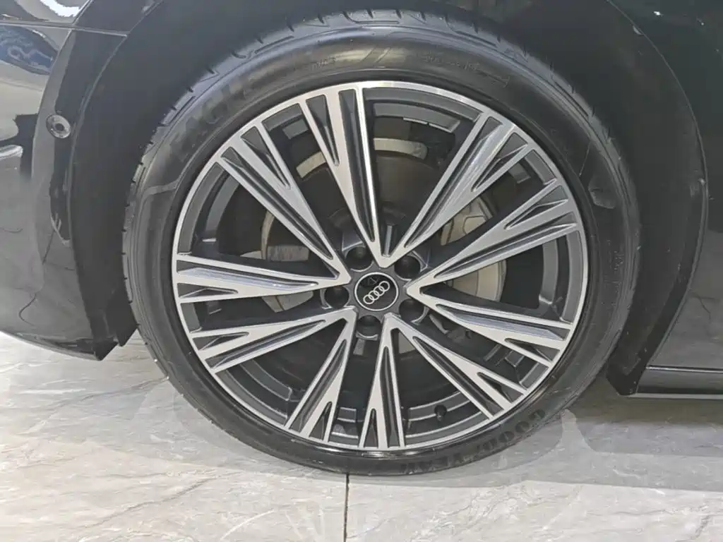 Audi A6L — миниатюра 23