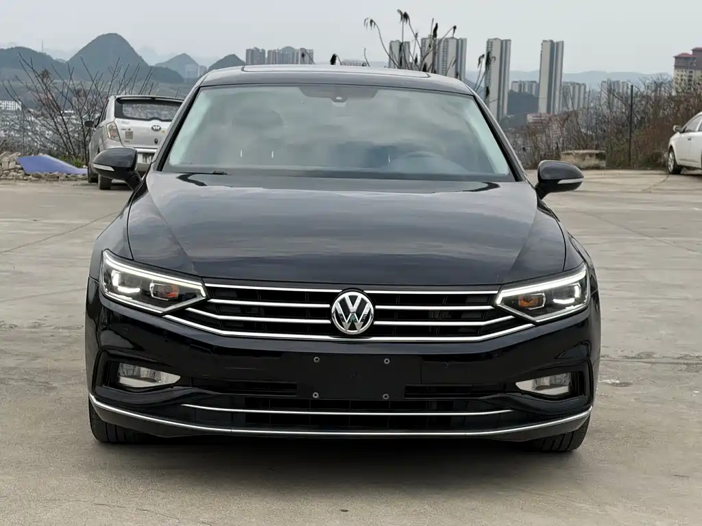 Volkswagen Magotan — миниатюра 2